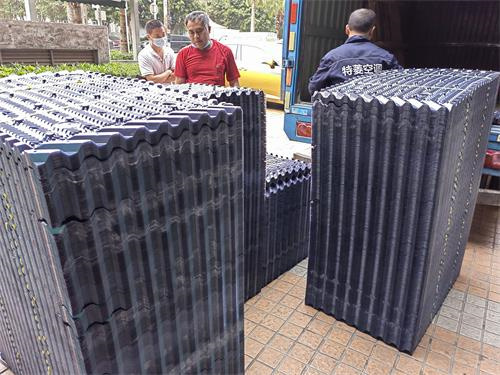 冷卻塔中的水溫越來越高是怎么回事？該腫么辦呢？,冷卻塔水溫