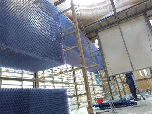 開式冷卻塔的水位調整的措施有哪些？？(開式冷卻塔工作原理)