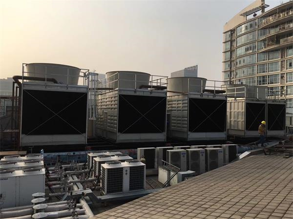 低噪音冷卻塔可以處理的水的溫度是多少？,低噪音閉式冷卻塔